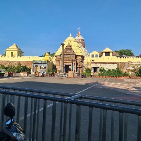 Shreekhetra Hotel Puri Esterno foto
