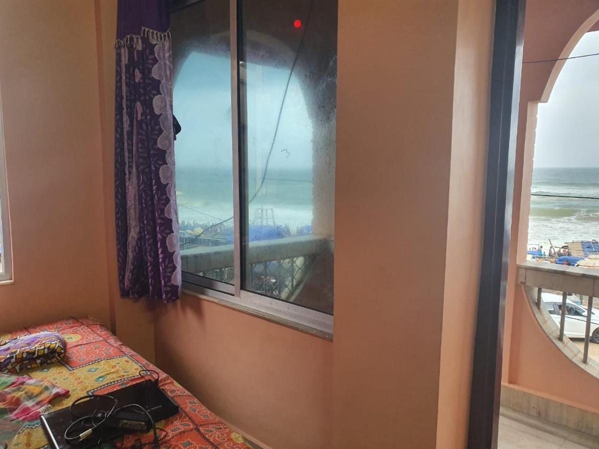 Shreekhetra Hotel Puri Esterno foto