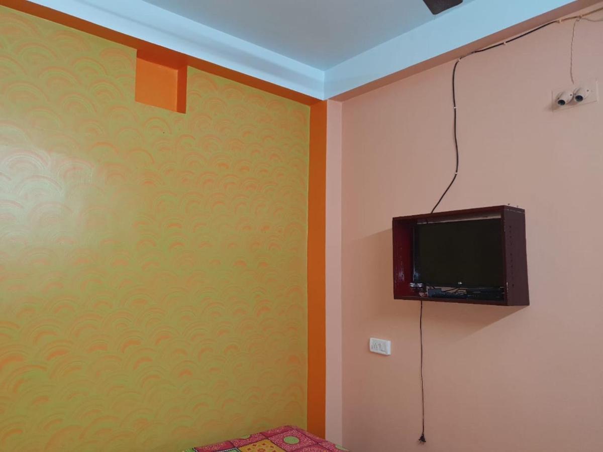 Shreekhetra Hotel Puri Esterno foto