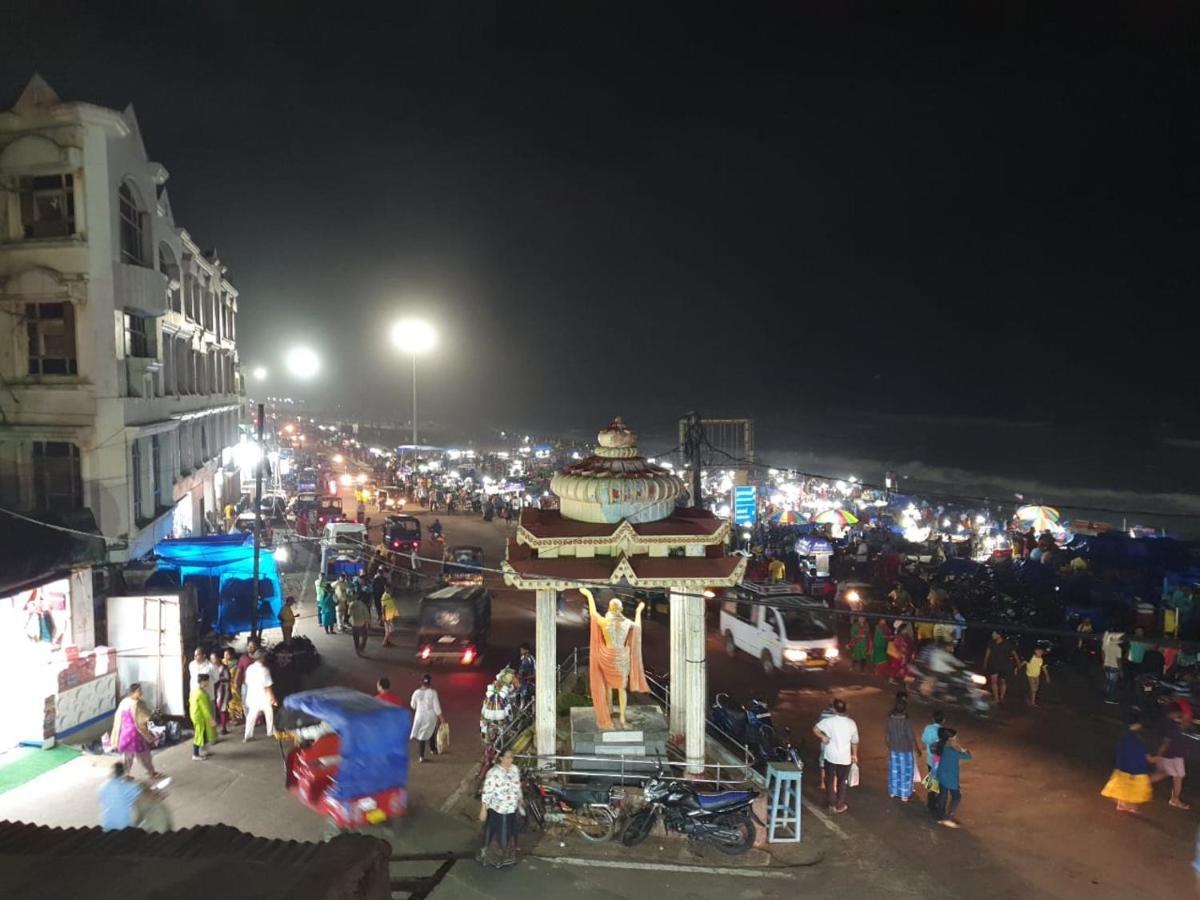 Shreekhetra Hotel Puri Esterno foto