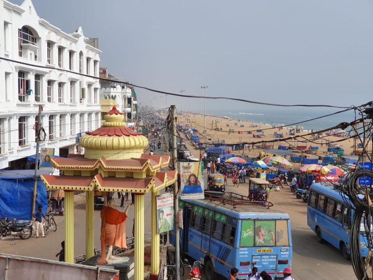 Shreekhetra Hotel Puri Esterno foto